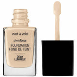 WET N WILD PHOTO FOCUS DEWY FOUNDATION