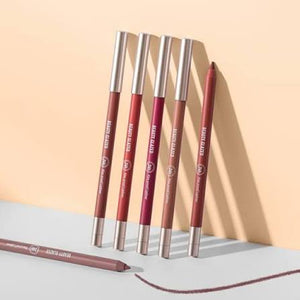 Beauty Glazed waterproof lipliner in a sleek pencil, designed for long-lasting, 24-hour wear to define lips precisely.